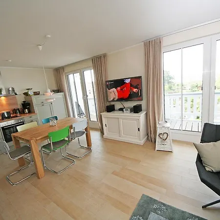 Apartment Annika Fewo 12 Penthouse Baltica *